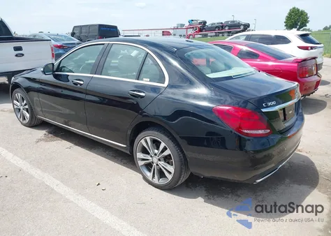 2015 Mercedes-Benz C 300 4Matic/Luxury 4Matic/Sport 4Matic из США, поврежденный, VIN 55SWF4KB5FU032806